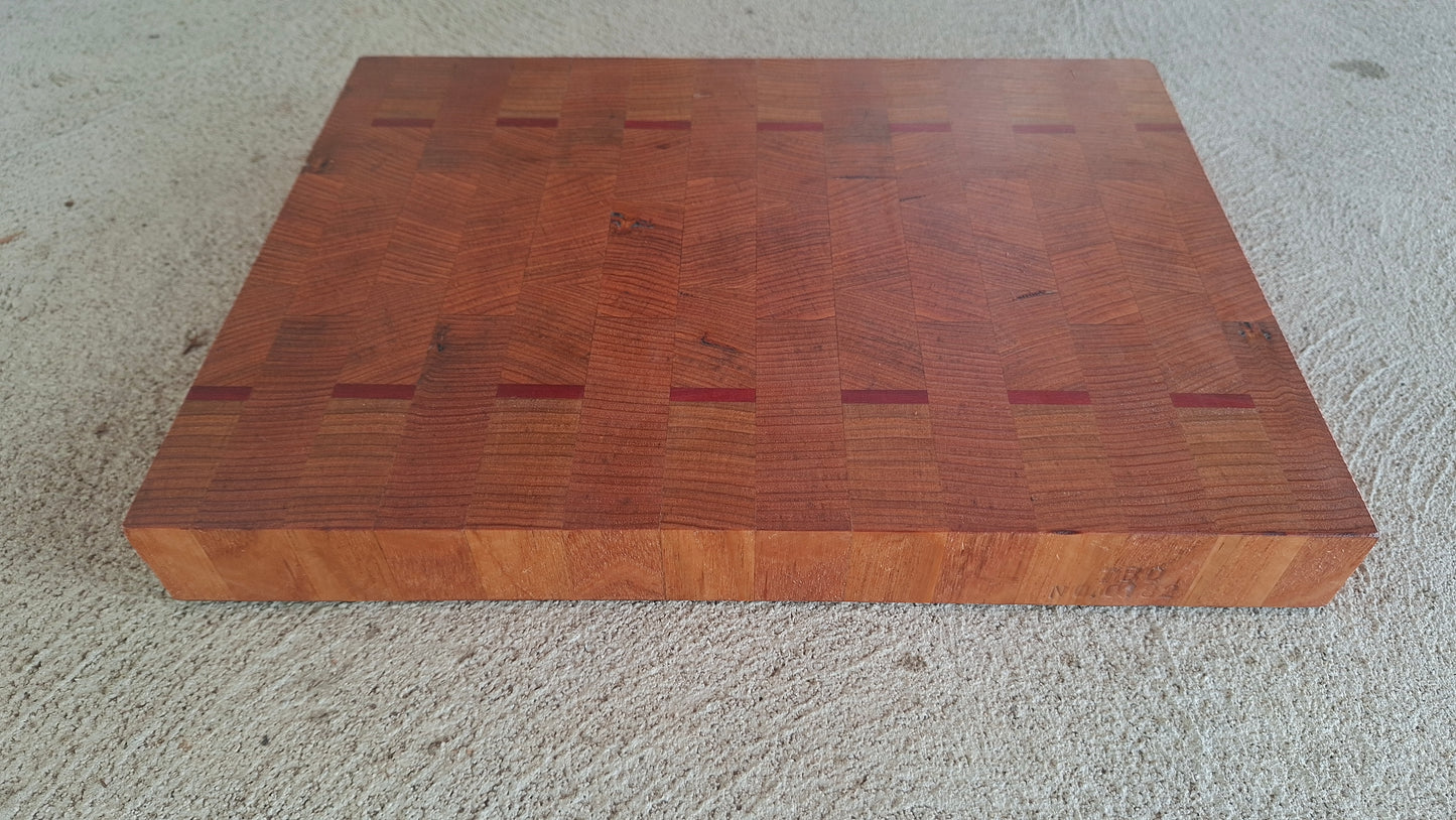 COMPACT - TASMAINIAN OAK + REDGUM - END GRAIN