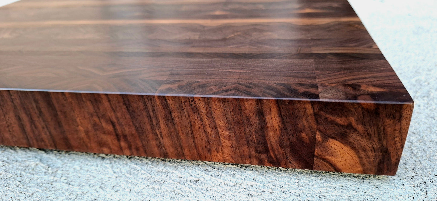 Essential - Black Walnut - End Grain