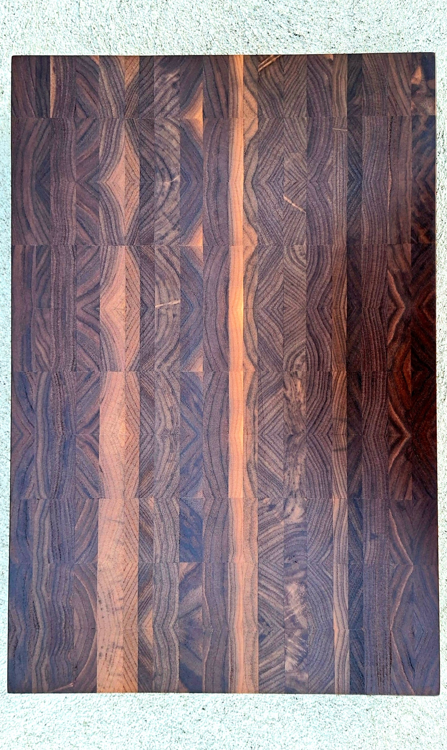 Essential - Black Walnut - End Grain