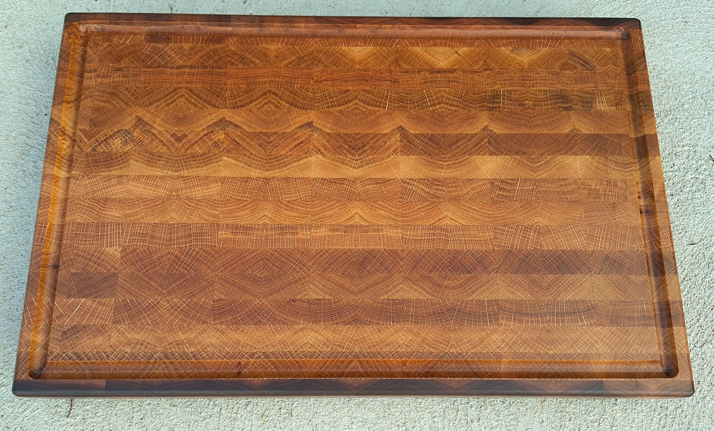 ESSENTIAL- AMERICAN WHITE OAK & WALNUT - END GRAIN BLOCK