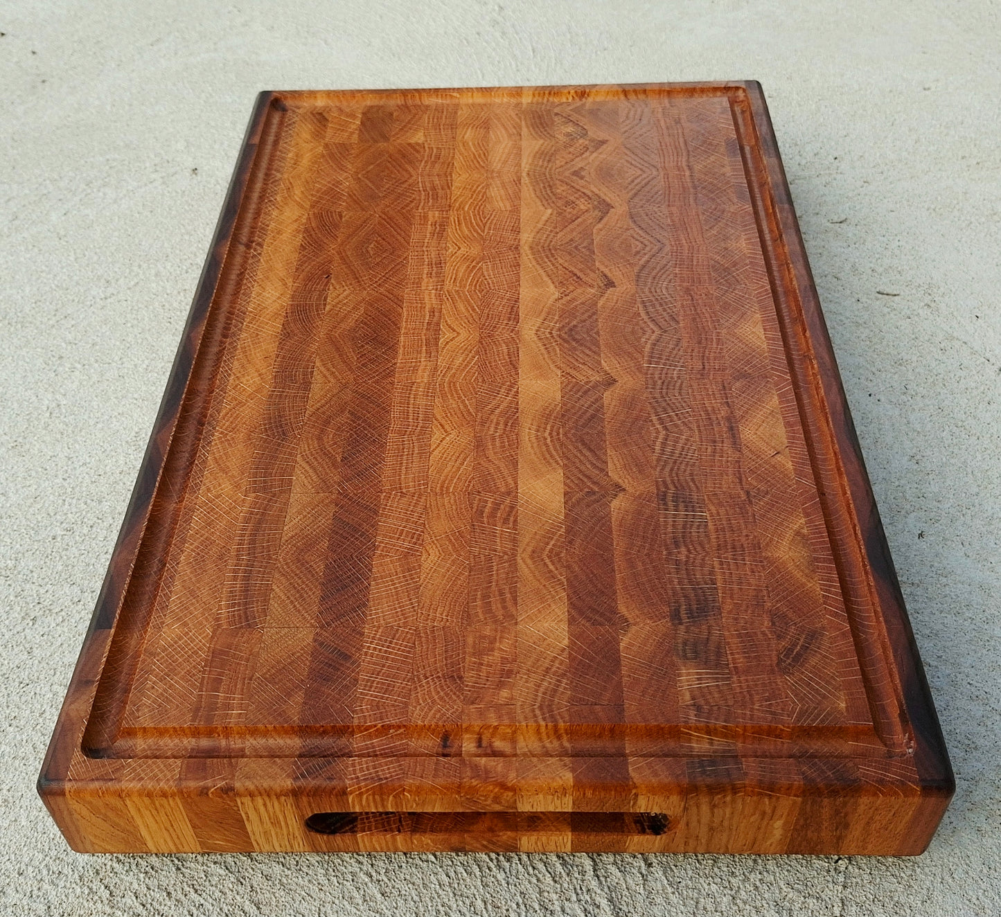 ESSENTIAL- AMERICAN WHITE OAK & WALNUT - END GRAIN BLOCK