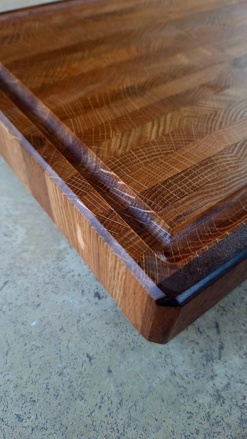 End Grain Cutting Board – American White Oak & Walnut | 400×270×47mm