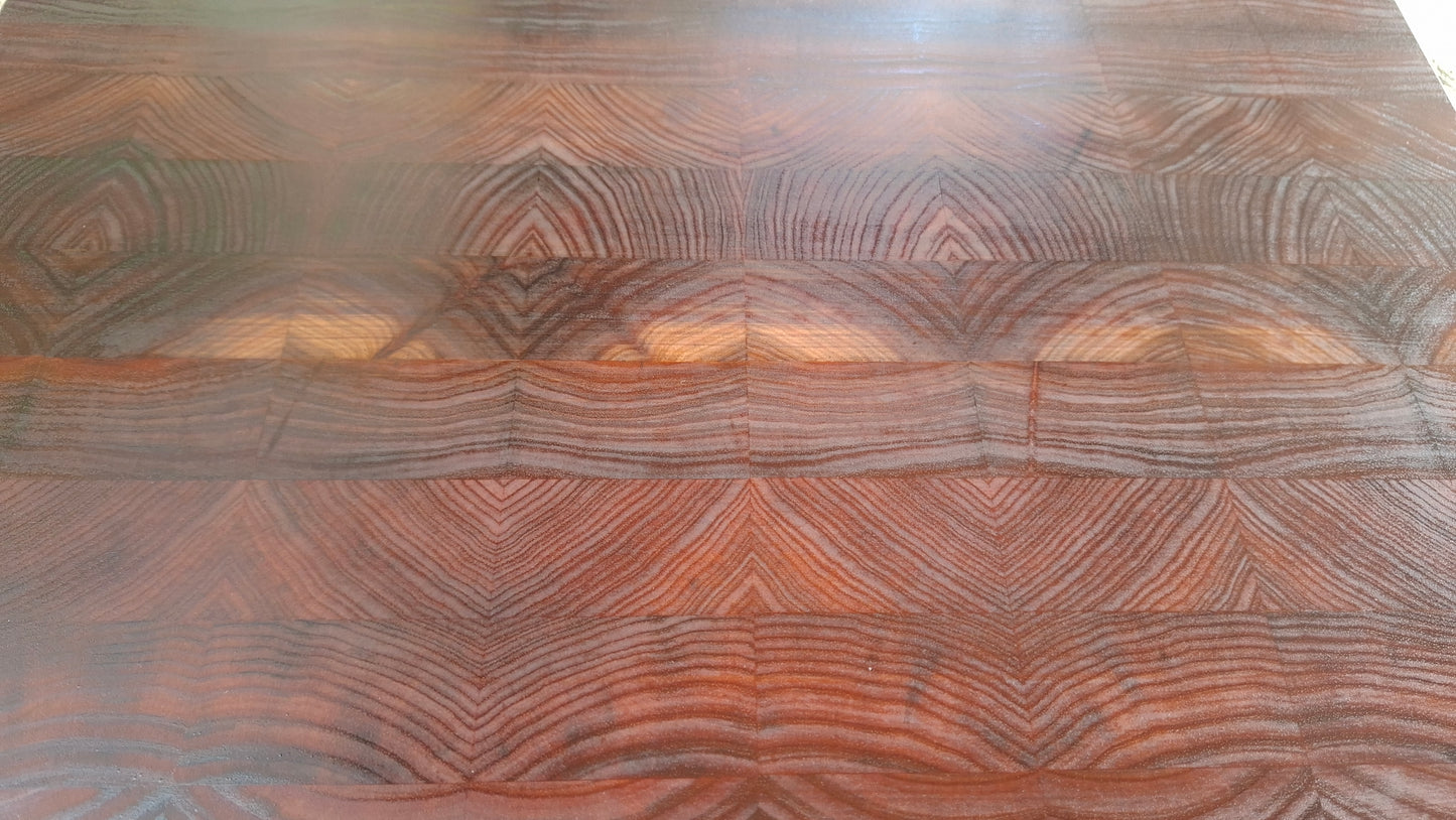 ESSENTIAL - OTWAY BLACKWOOD - END GRAIN