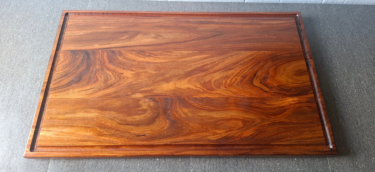 Lightweight Blackwood BBQ Carving Board